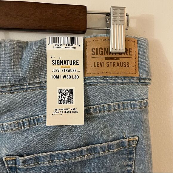 NWT Signature Levi Strauss Light Wash Blue Denim Pull-On Skinny Jeans 10/30 - Picture 10 of 11